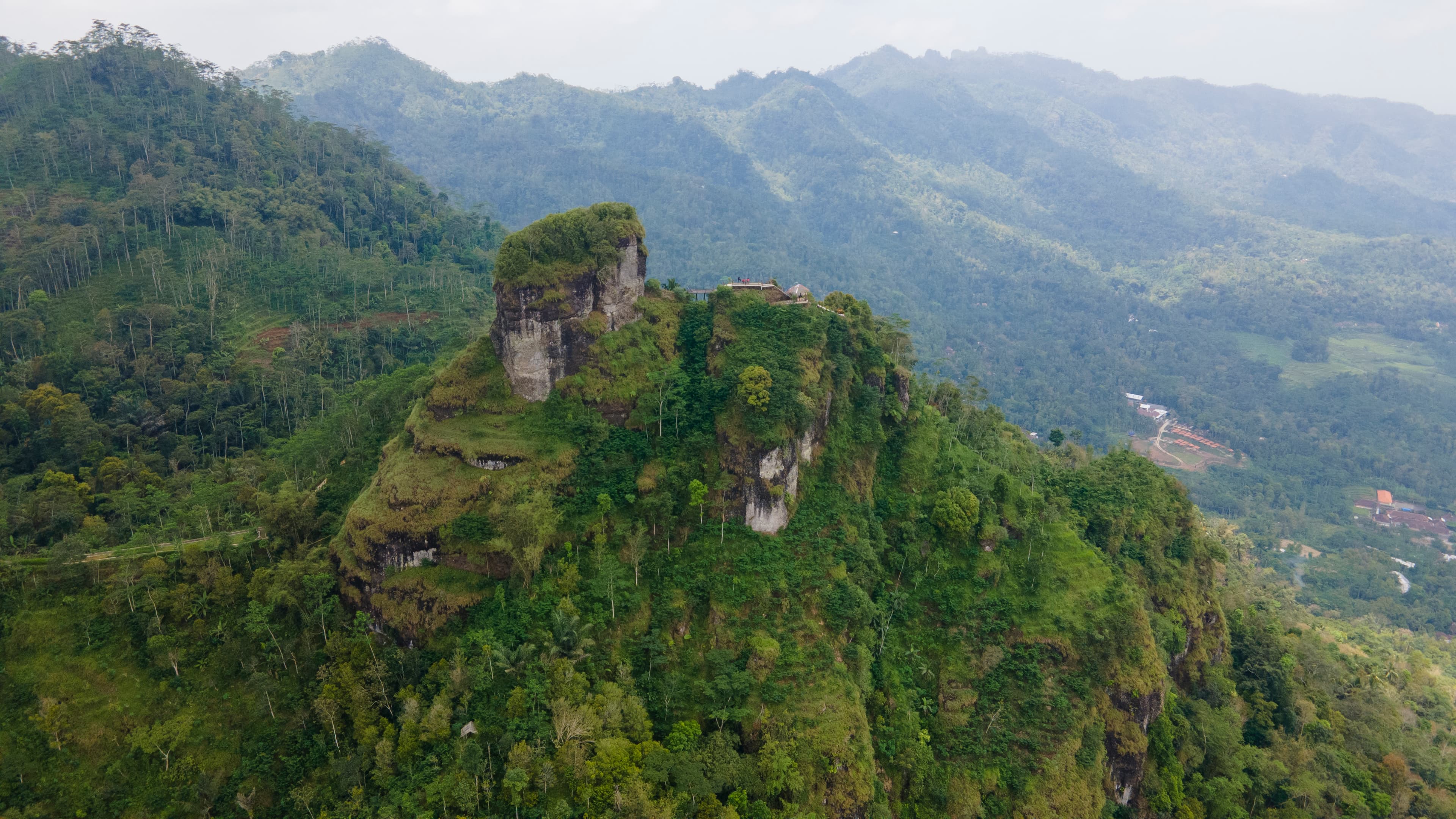 Galeri Perbukitan Asal Struktur Geologi Widosari